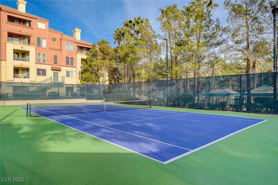 210 East Flamingo Road 105 Property Photo 48