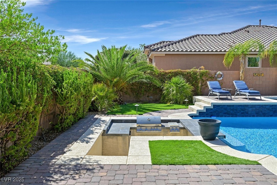 10391 Celestial Echo Street Property Photo 42