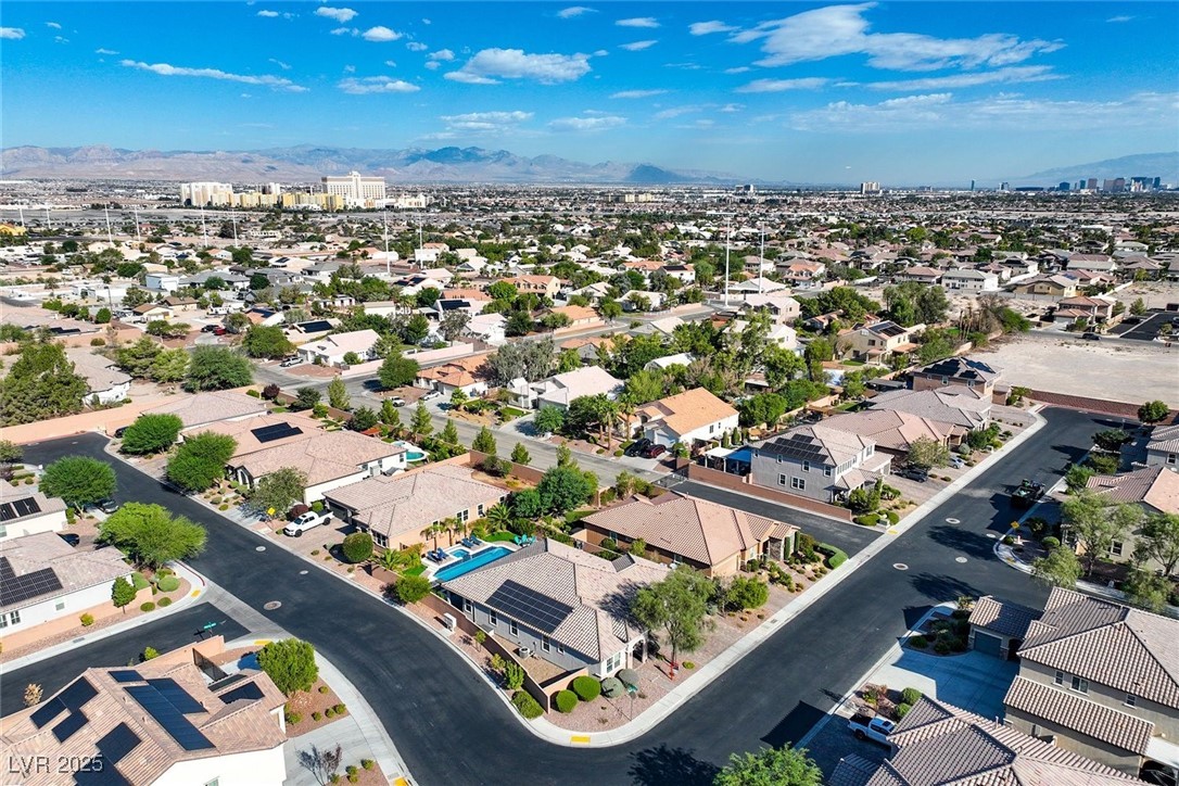 10391 Celestial Echo Street Property Photo 54