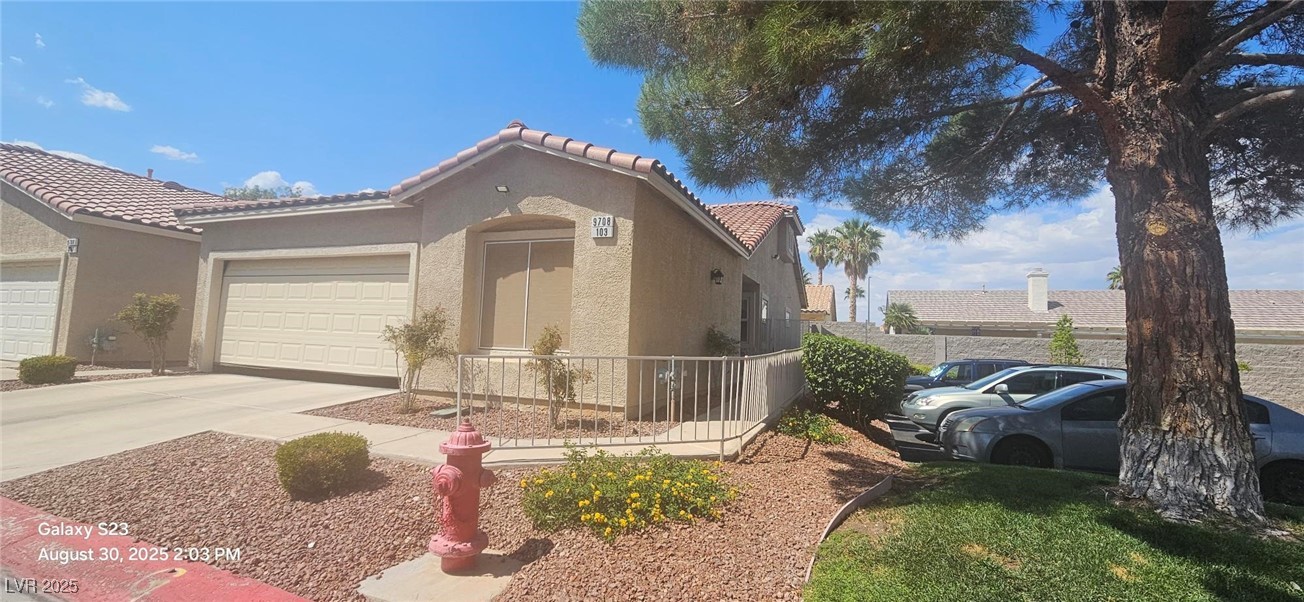 9708 Fionna Lane 103 Property Photo 9