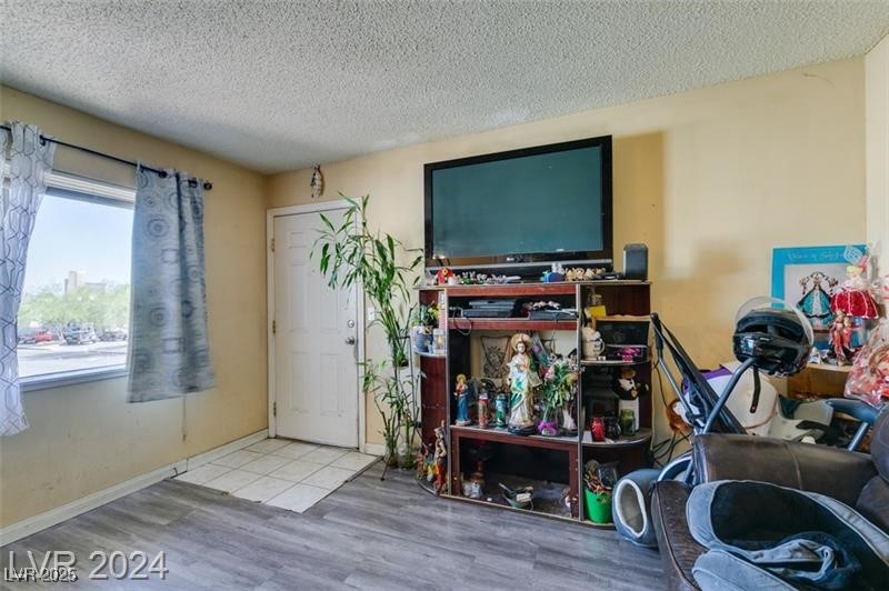 4316 Tara Avenue 4 Property Photo 3