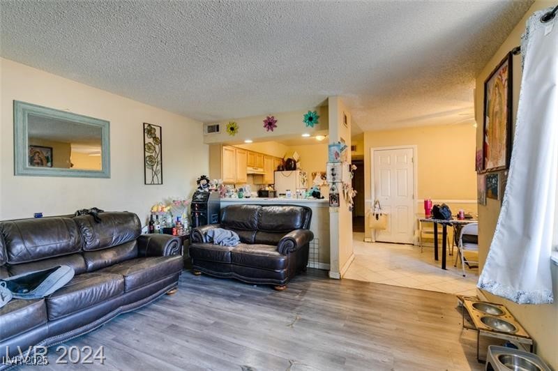 4316 Tara Avenue 4 Property Photo 8