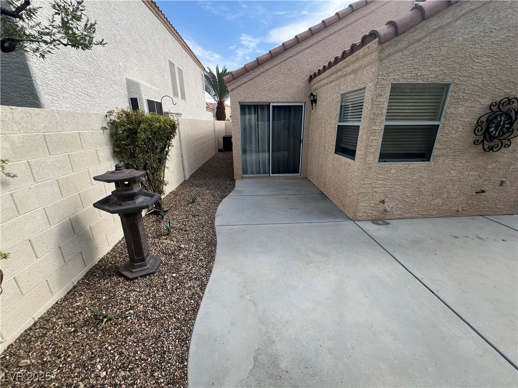 9353 Buckhaven Drive Property Photo 8