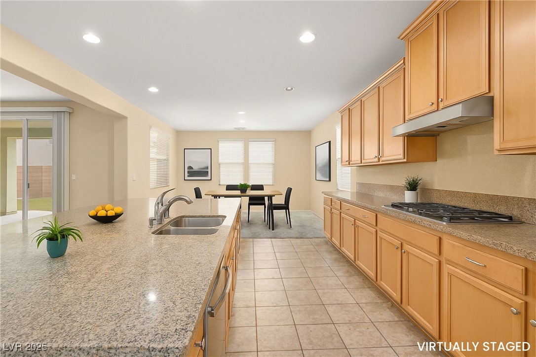 909 Aspen Hollow Court Property Photo 5