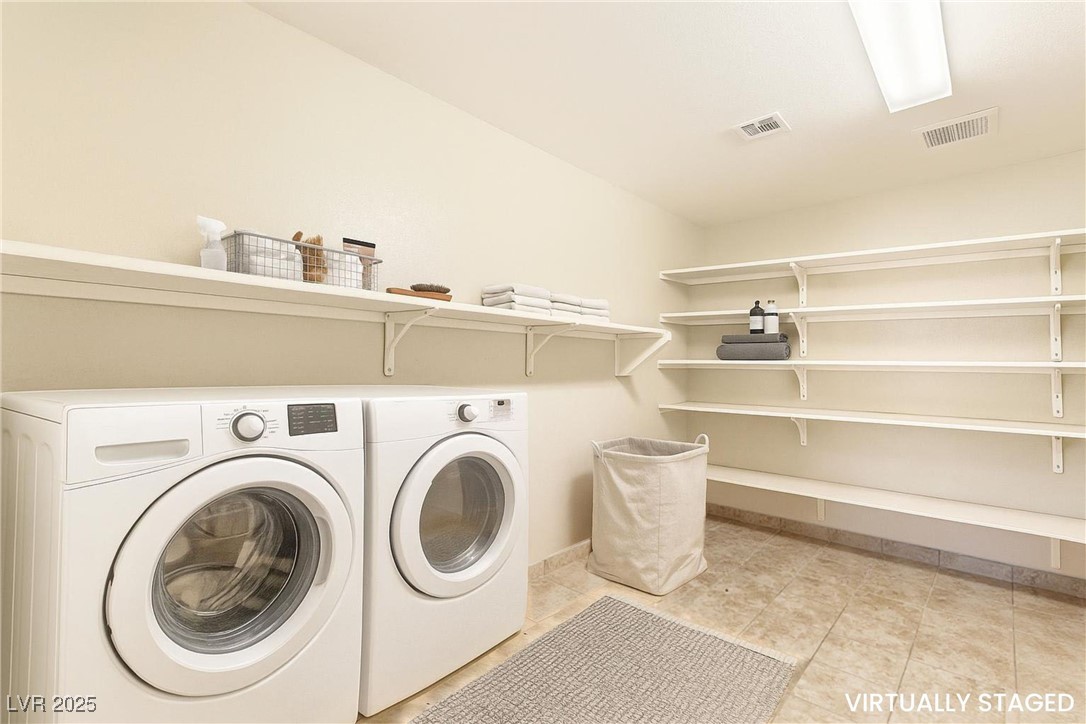 909 Aspen Hollow Court Property Photo 11