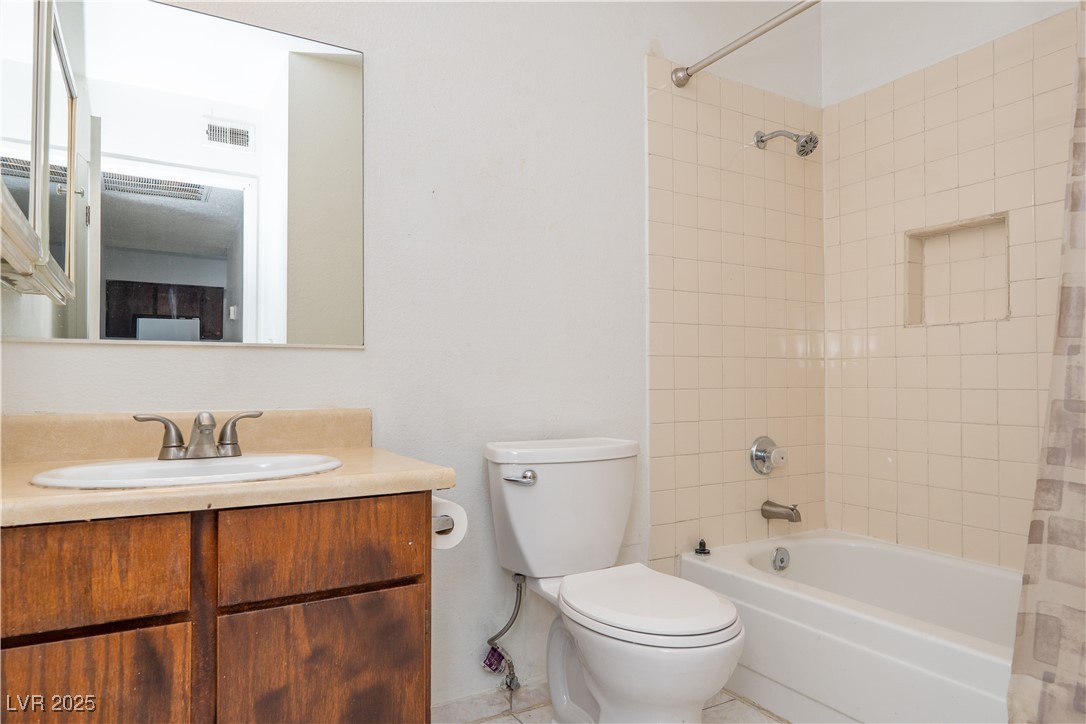 25 Gold Bar Court C Property Photo 9