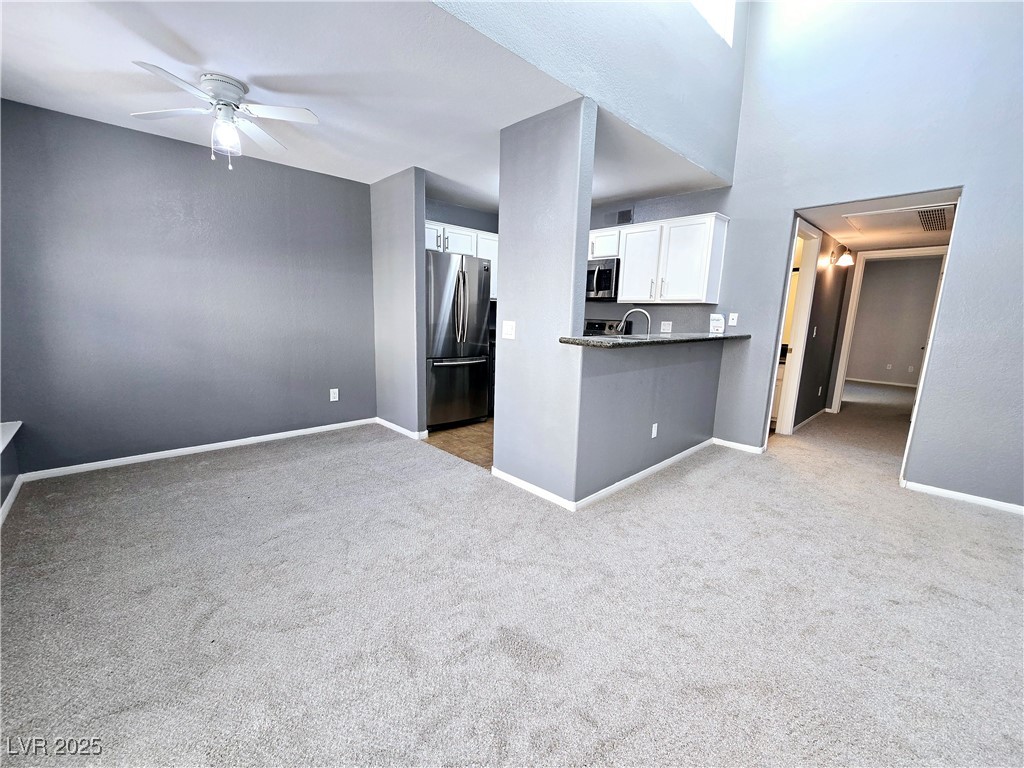 9325 West Desert Inn Road 229 Property Photo 4