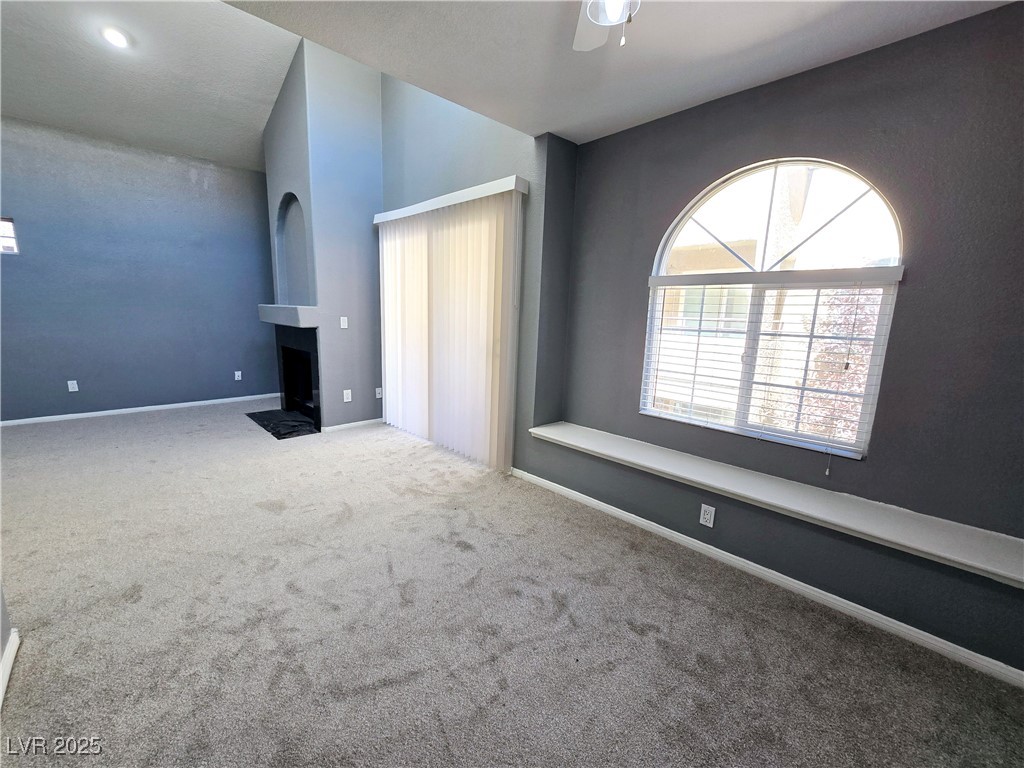 9325 West Desert Inn Road 229 Property Photo 5