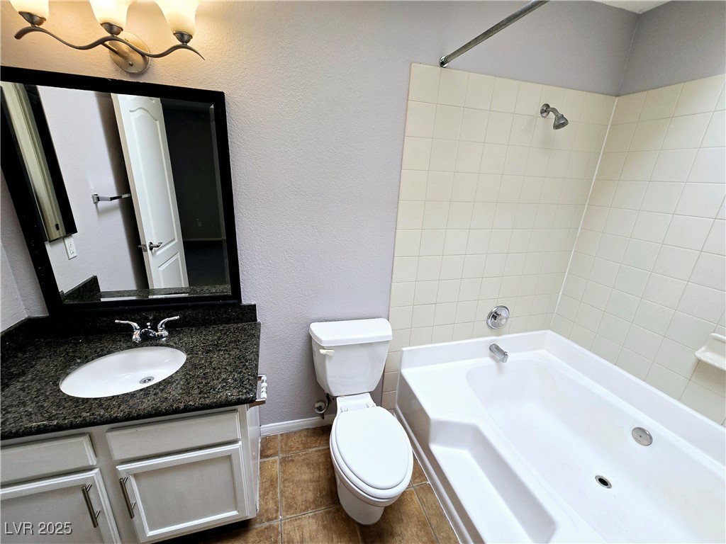 9325 West Desert Inn Road 229 Property Photo 10