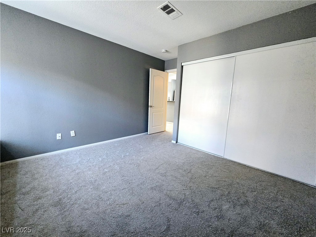 9325 West Desert Inn Road 229 Property Photo 14