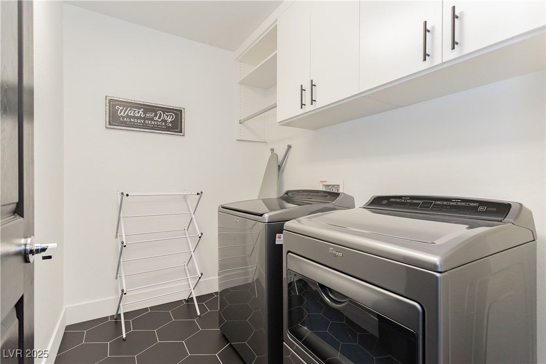 1041 Chestnut Chase Street Property Photo 37