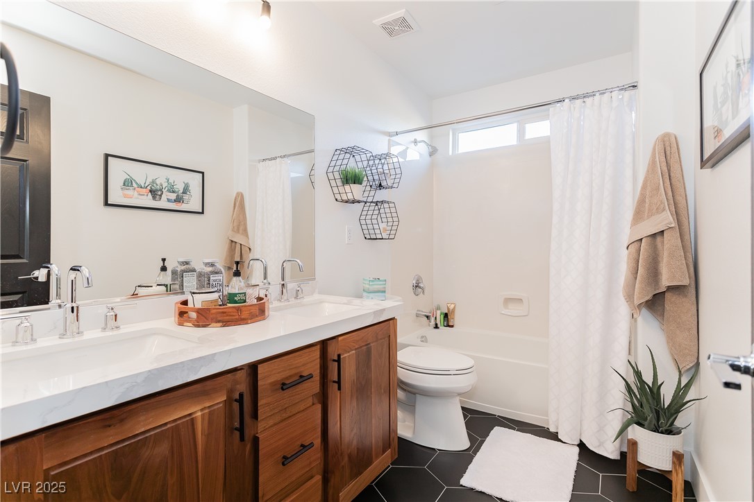 1041 Chestnut Chase Street Property Photo 38