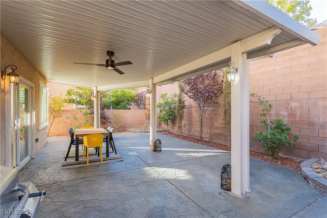 1041 Chestnut Chase Street Property Photo 50