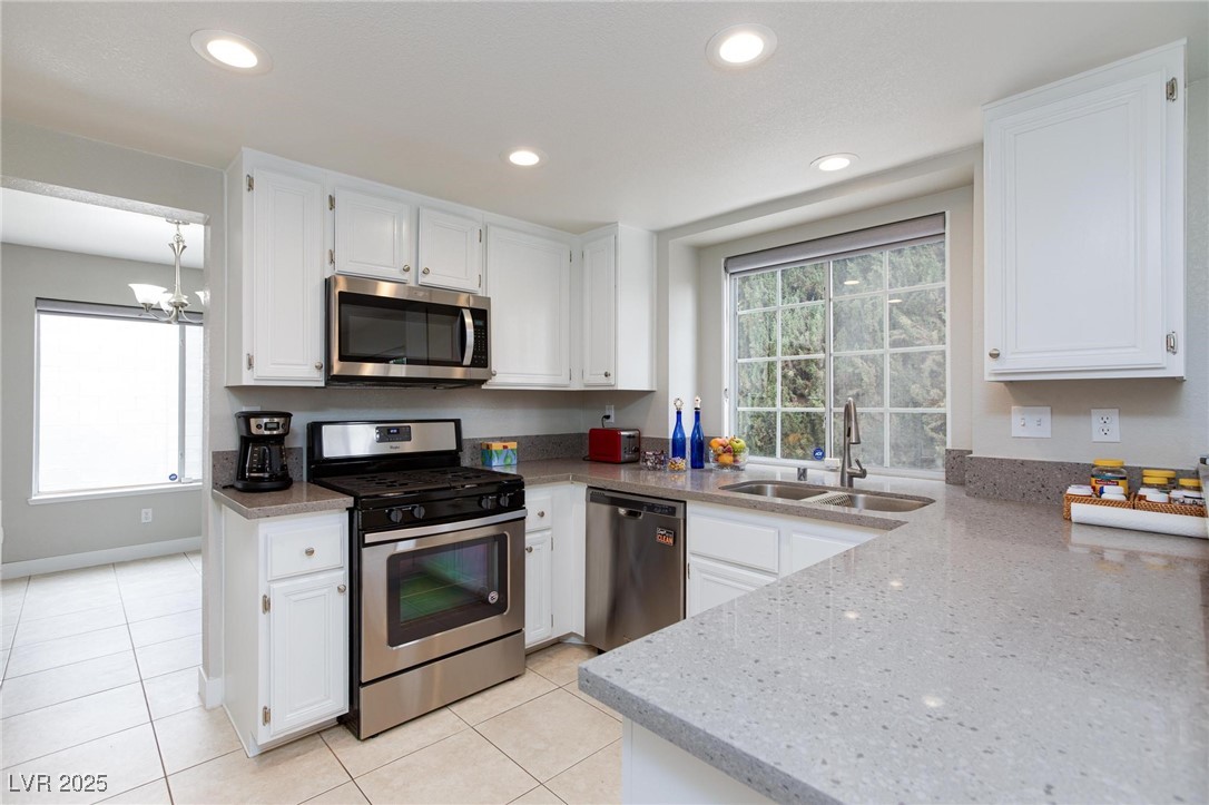 9836 Russett Wood Circle Property Photo 13