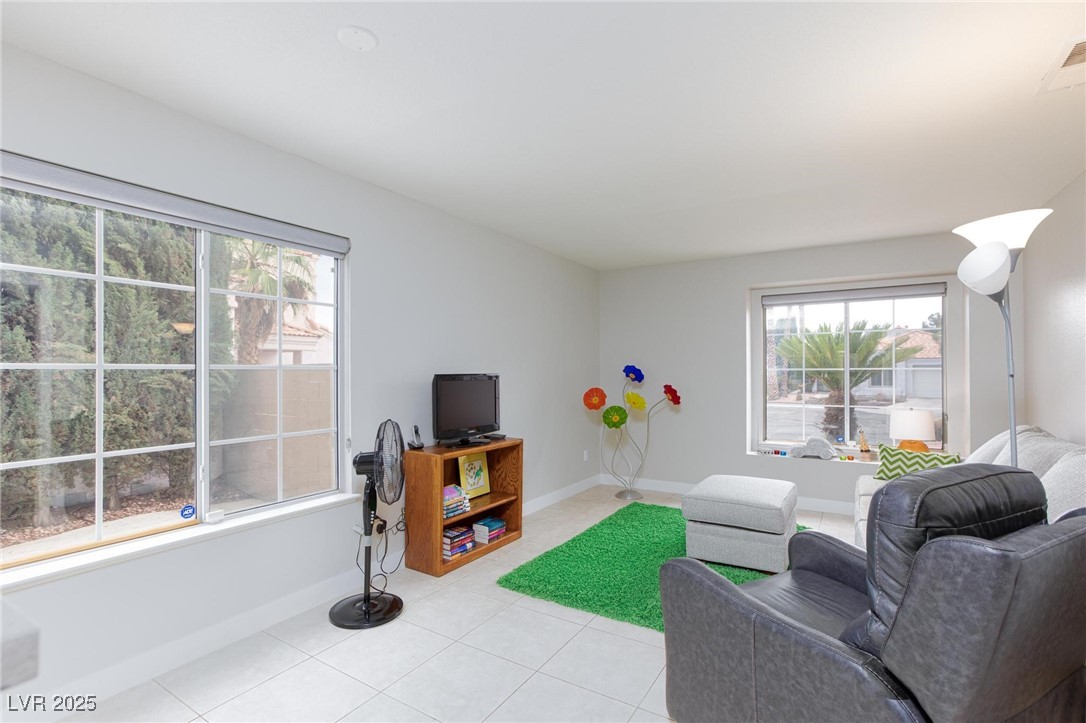 9836 Russett Wood Circle Property Photo 15