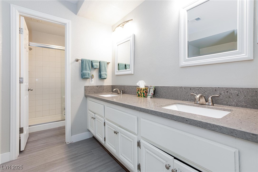 9836 Russett Wood Circle Property Photo 22