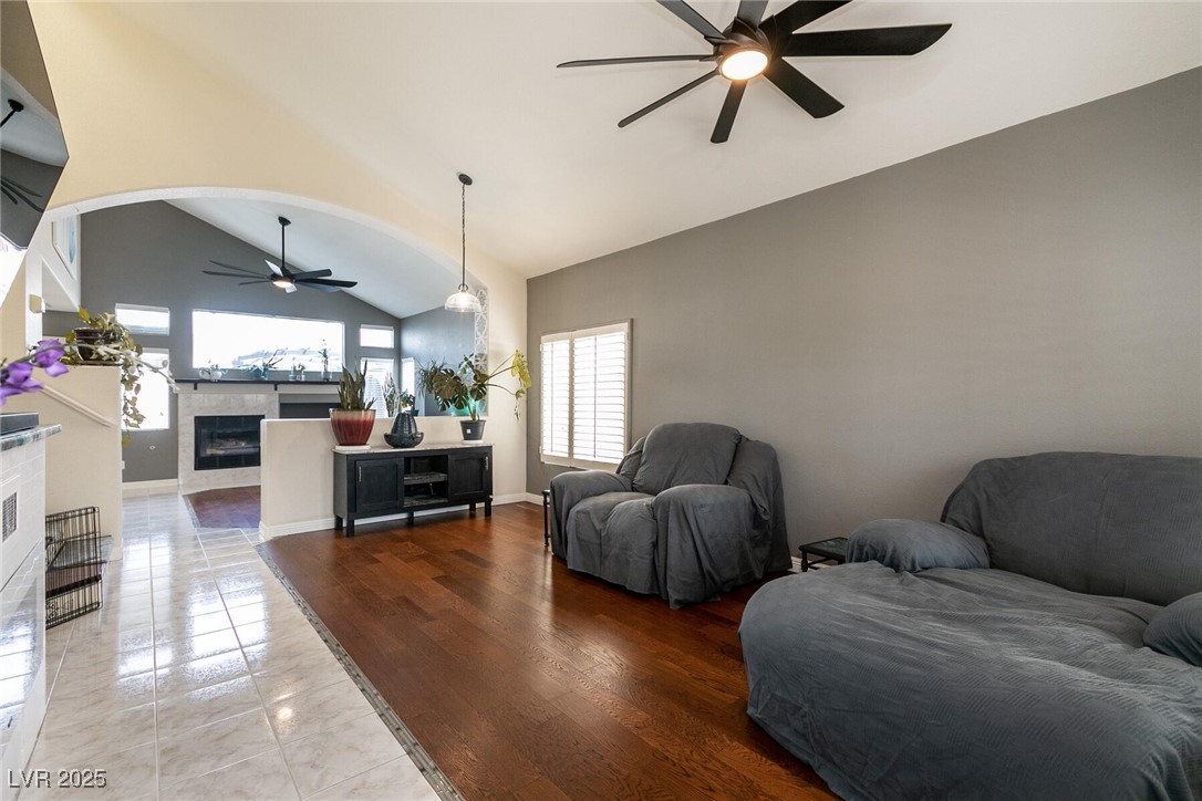 4370 Sunrise Shores Avenue Property Photo 6