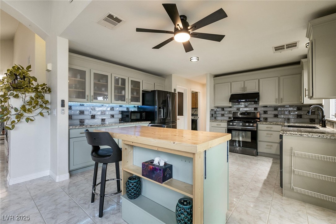 4370 Sunrise Shores Avenue Property Photo 14