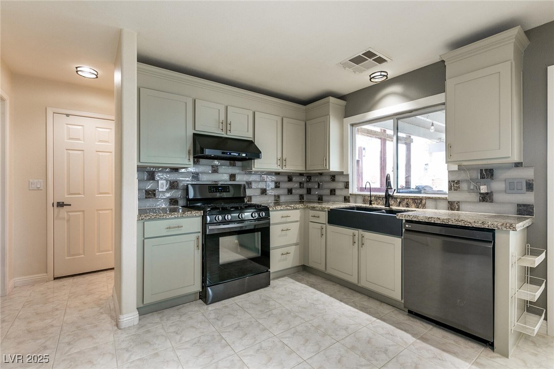 4370 Sunrise Shores Avenue Property Photo 15