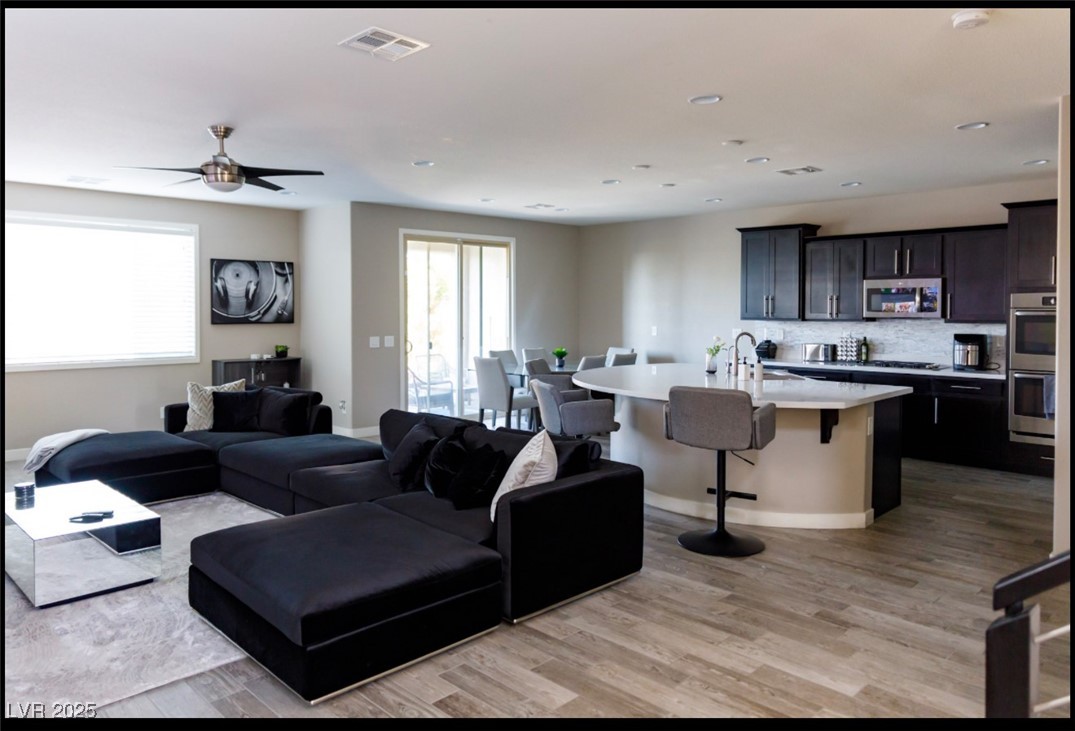 8631 Tortoise Canyon Court Property Photo 6