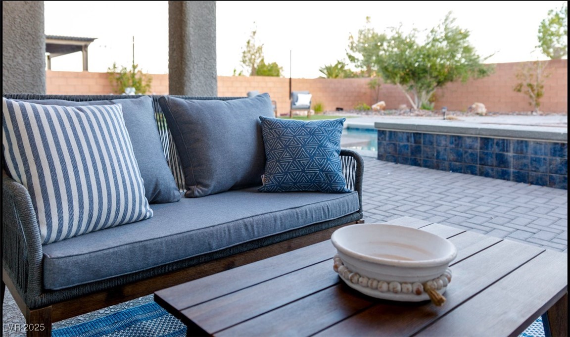 8631 Tortoise Canyon Court Property Photo 19