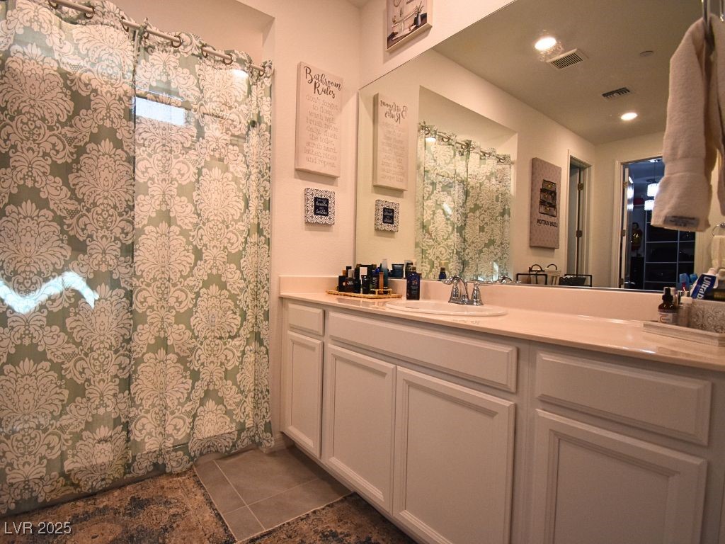 9985 Blackbark Court Property Photo 16