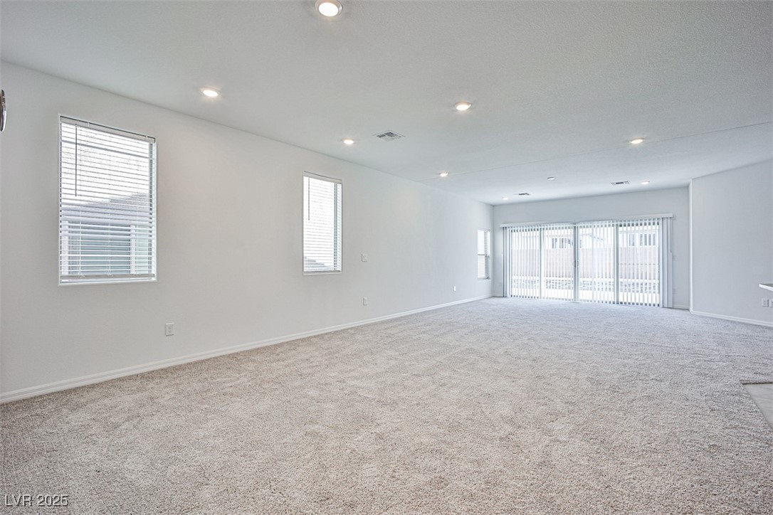 7428 Legacy Point Street Property Photo 8