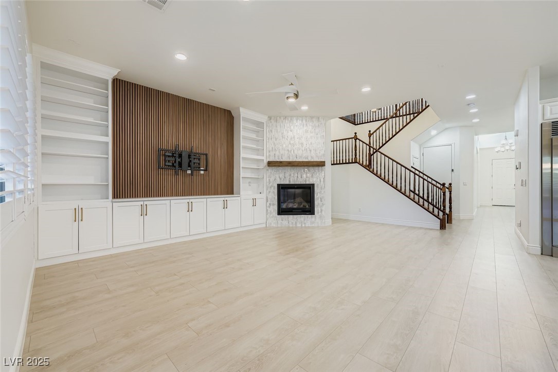 9713 University Ridge Avenue Property Photo 3