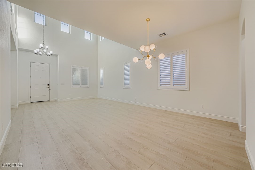 9713 University Ridge Avenue Property Photo 6