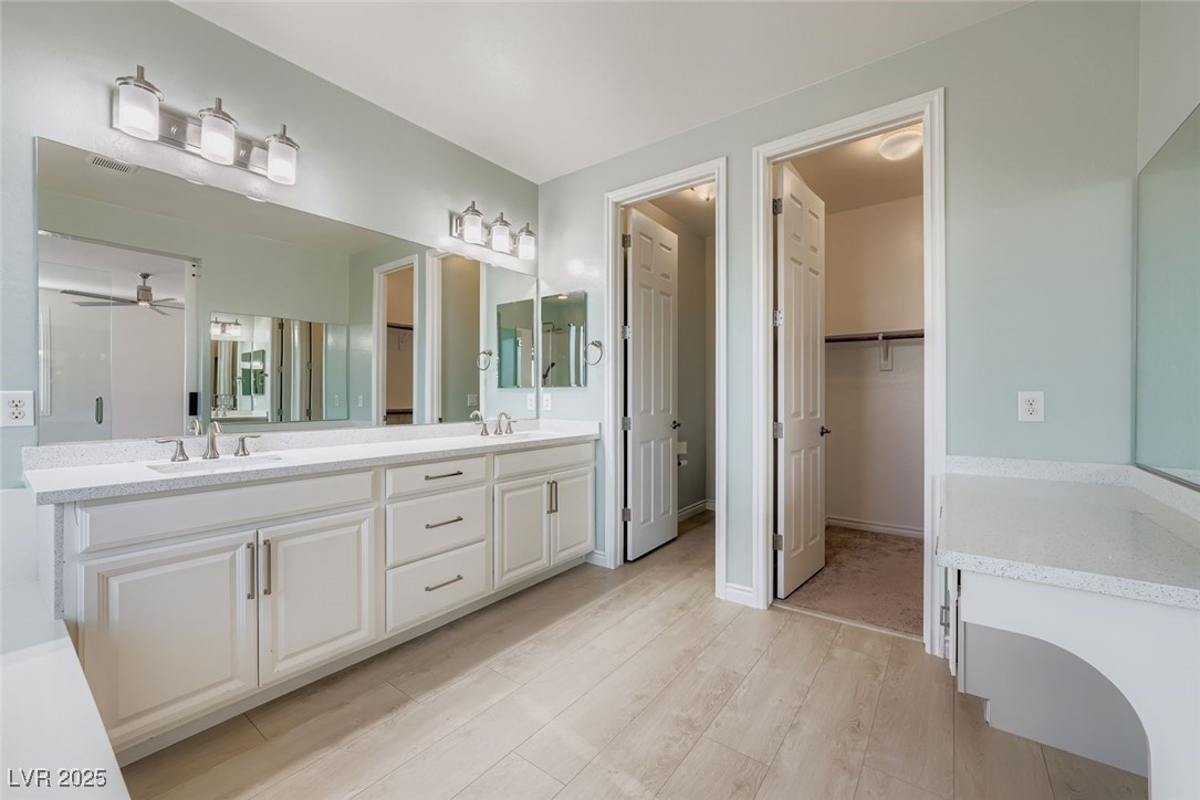 9713 University Ridge Avenue Property Photo 19