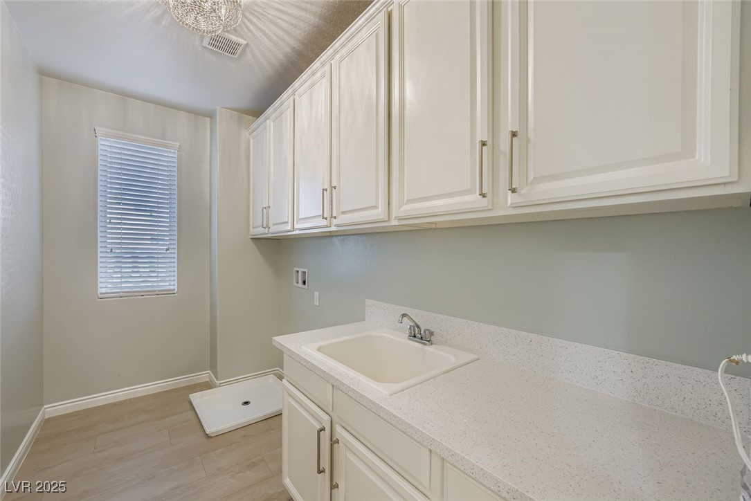 9713 University Ridge Avenue Property Photo 28