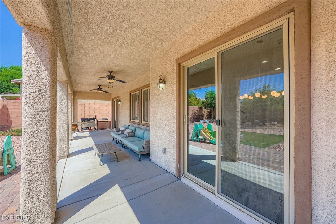 9713 University Ridge Avenue Property Photo 32