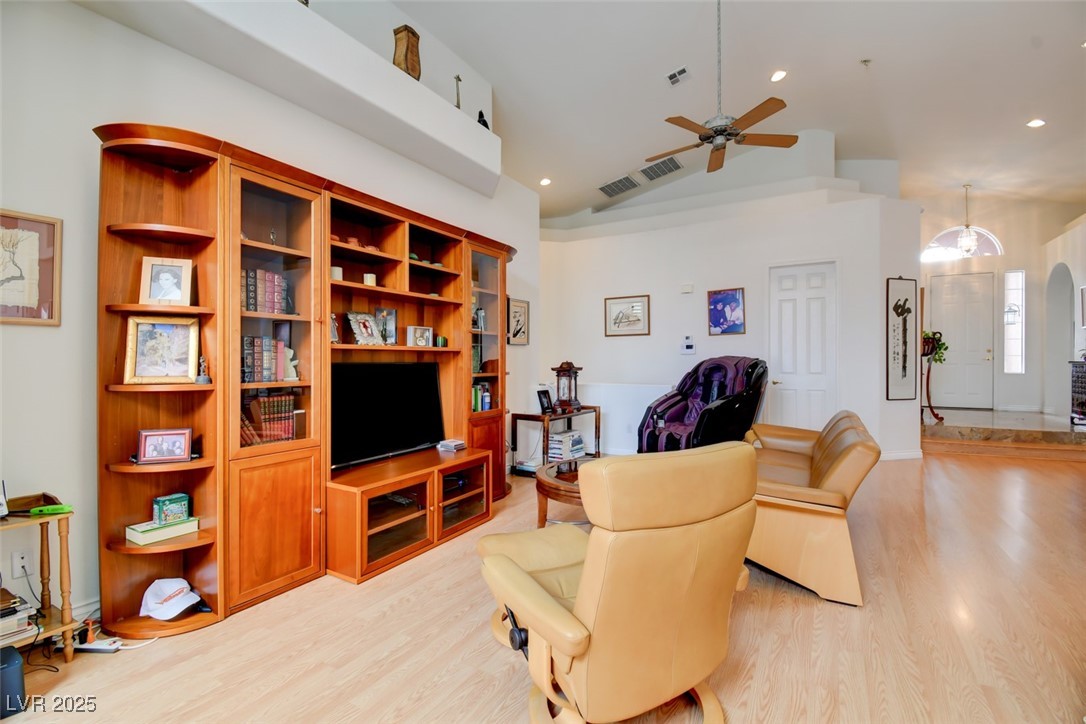 8759 Las Olivas Avenue Property Photo 13