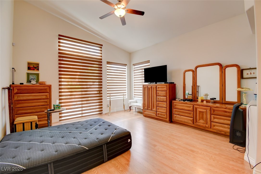 8759 Las Olivas Avenue Property Photo 24