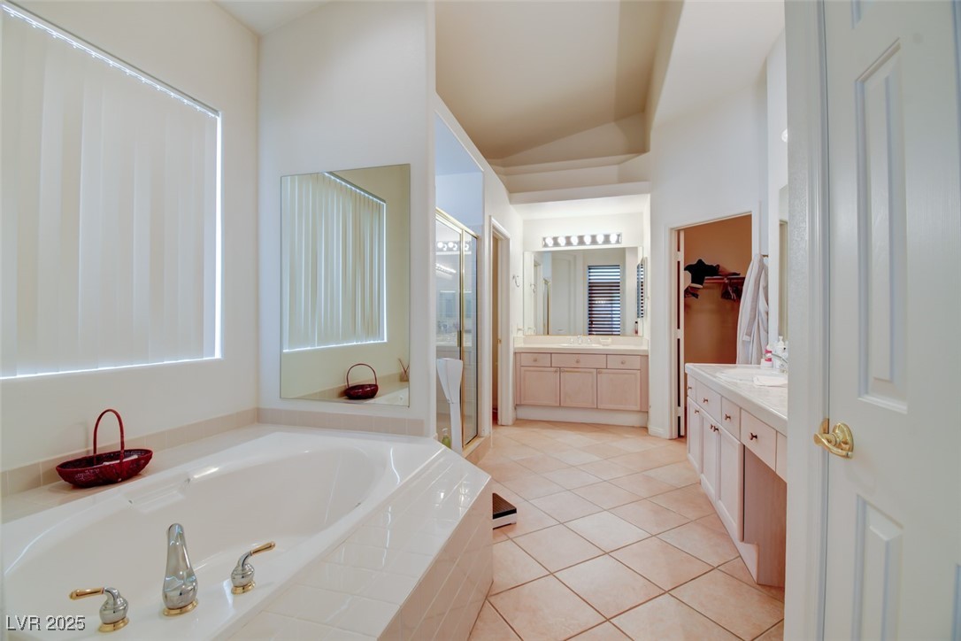 8759 Las Olivas Avenue Property Photo 27