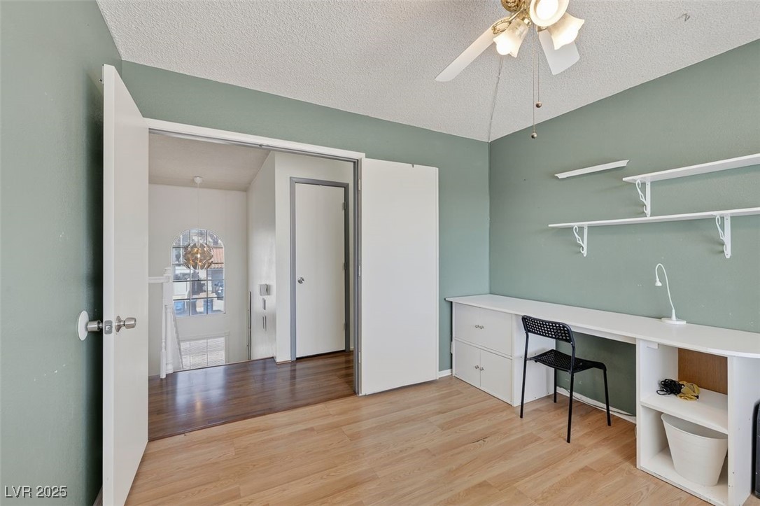 986 Painted Pony Drive Property Photo 19