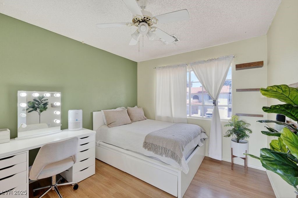 986 Painted Pony Drive Property Photo 22