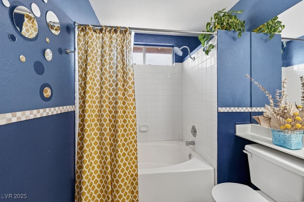 986 Painted Pony Drive Property Photo 29