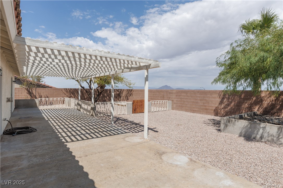 410 Richgold Street Property Photo 32