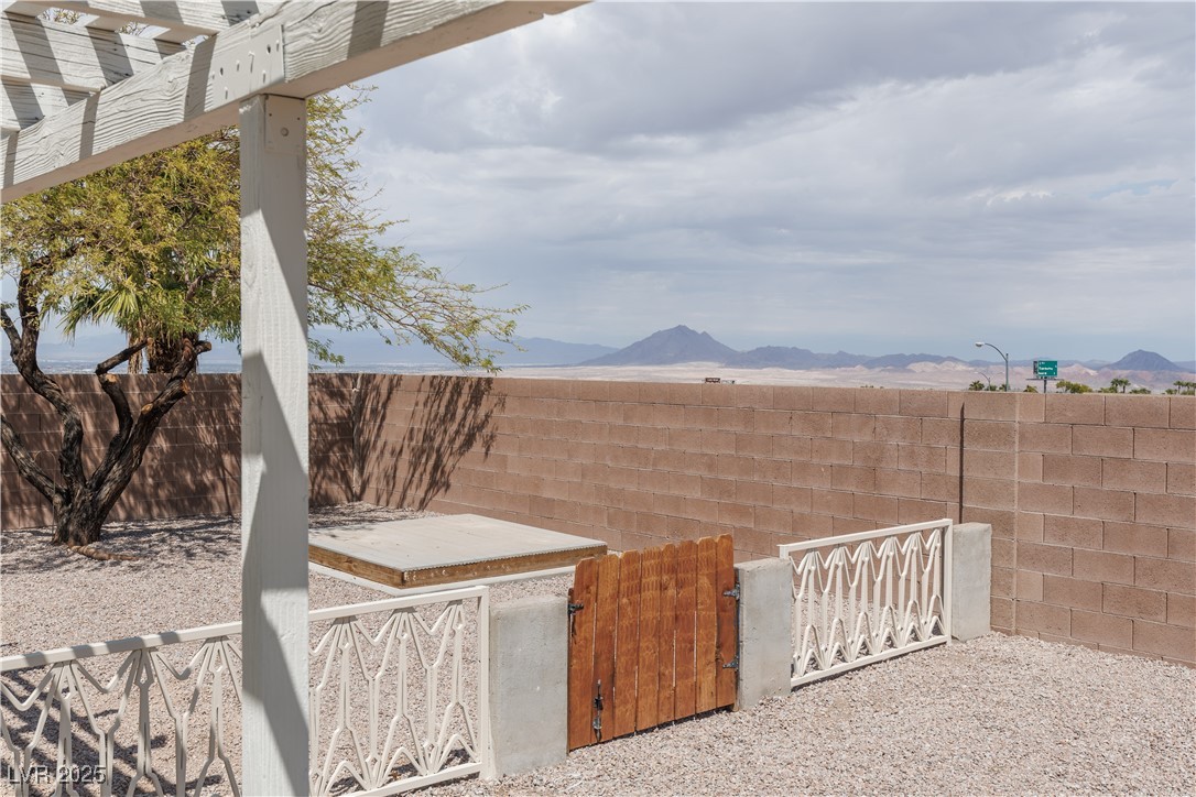 410 Richgold Street Property Photo 33