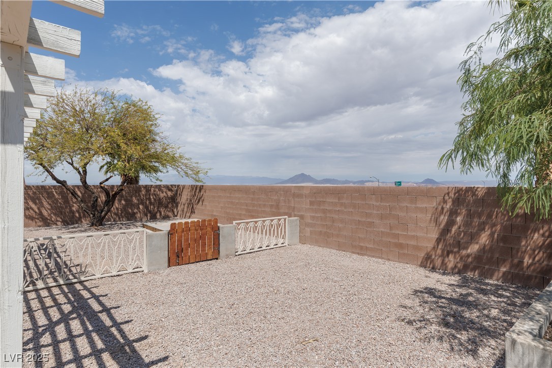 410 Richgold Street Property Photo 34