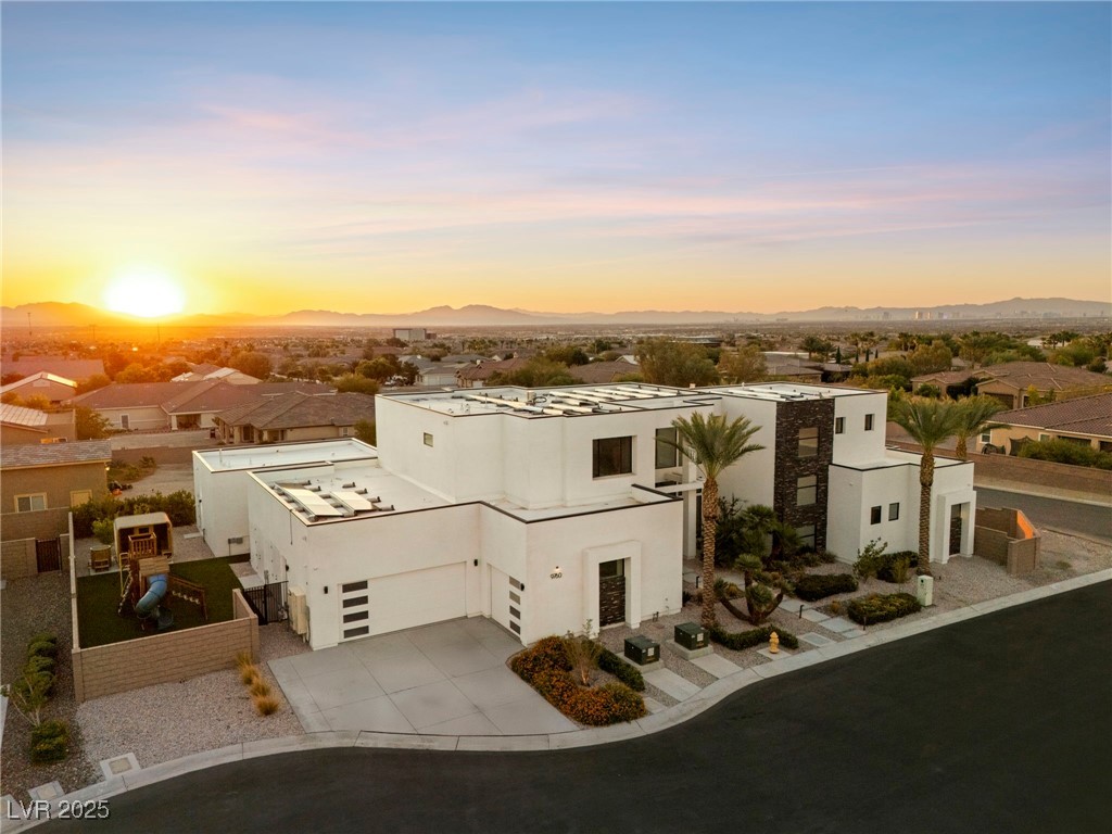 9760 Solar Avenue Property Photo 1