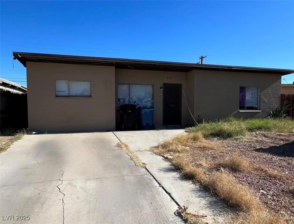 424 Stanford Street Property Photo 1