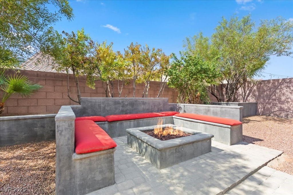 6423 West Camero Avenue Property Photo 26