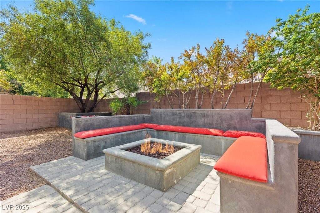 6423 West Camero Avenue Property Photo 29