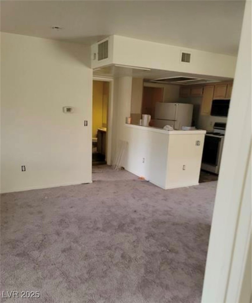 1909 Villa Palms Court 109 Property Photo 6