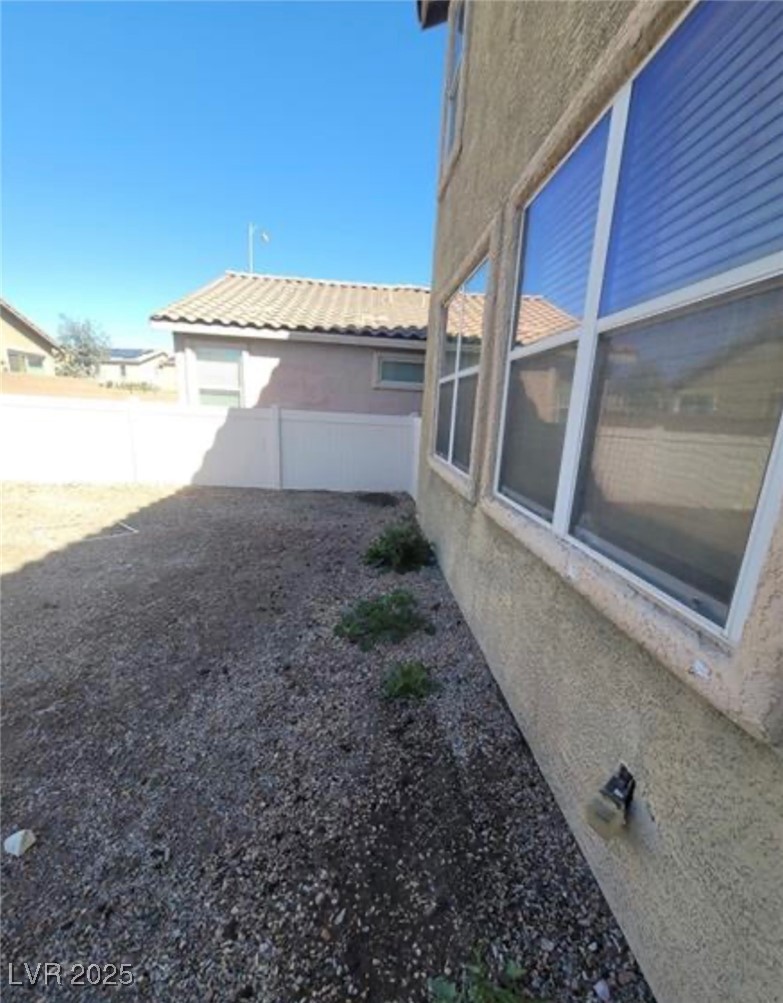 6709 Brick House Avenue Property Photo 4