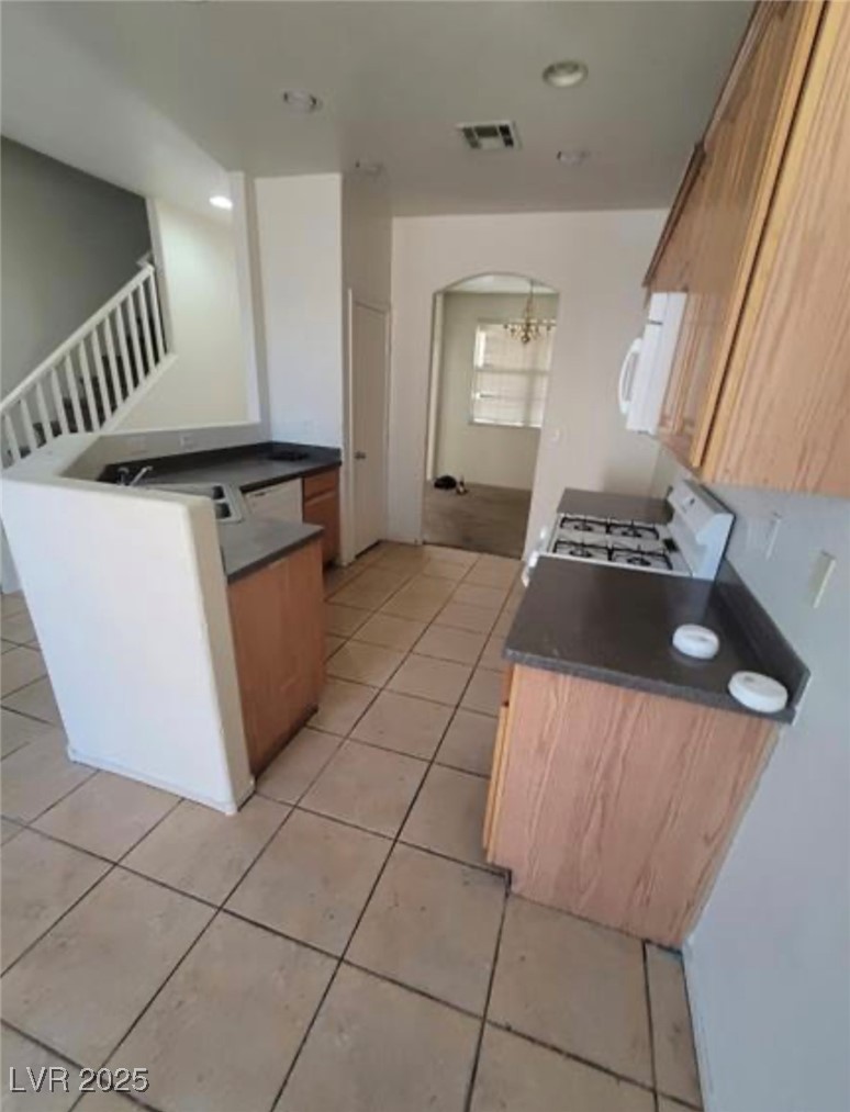 6709 Brick House Avenue Property Photo 8