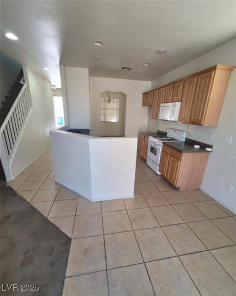 6709 Brick House Avenue Property Photo 9