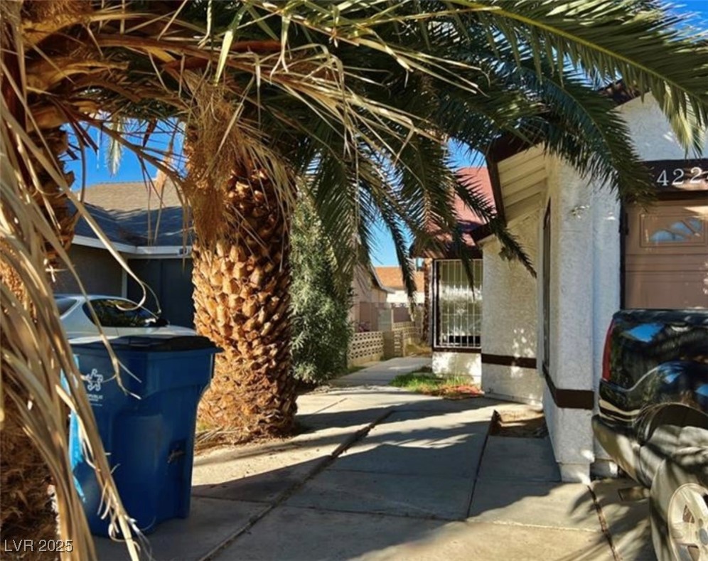 4224 Estaban Court Property Photo 2